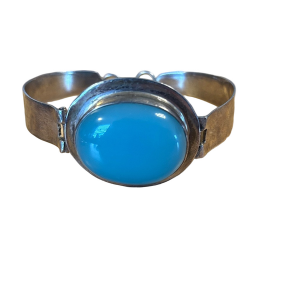 Jewelry - Chic Vintage Silver and Blue Bracelet